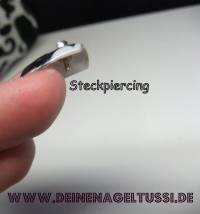 steckpiercing/ Nagelpiercing